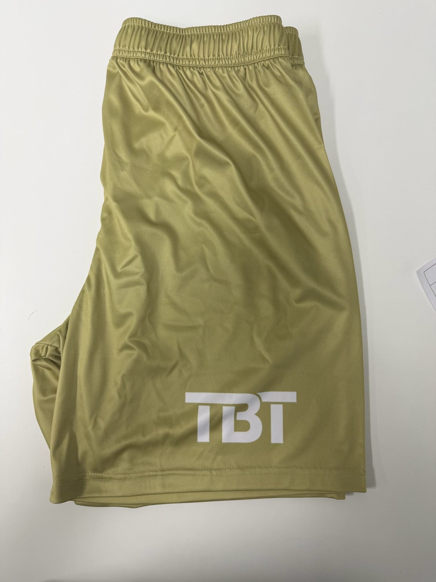 Shorts Mustard Green